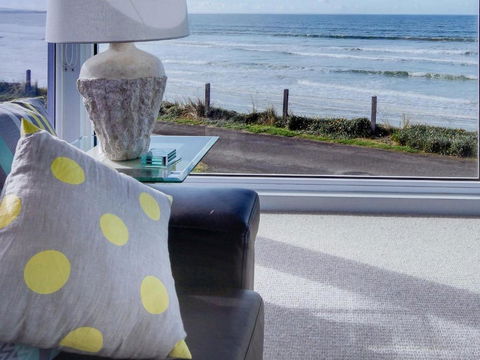 Sandy Cove - Accommodation Sunshine Coast 1