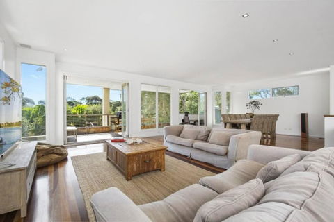 SENSATIONAL SORRENTO..entertainers Paradise - Accommodation Sunshine Coast 3