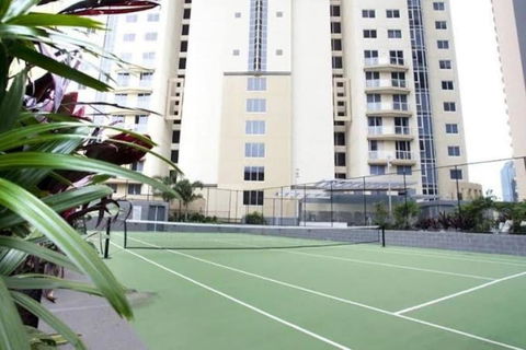 SK2 - CHARMING Skyline CBD W River Views 3 BR Private Apartment - Accommodation Sunshine Coast 2