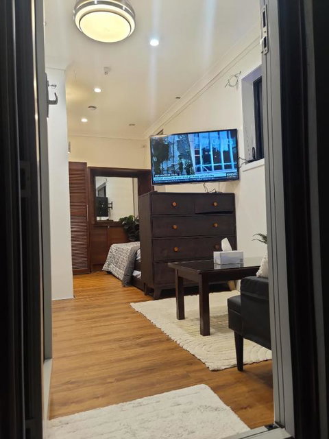 Short-long Term Private Smart Modern Studio - Accommodation Sunshine Coast 1