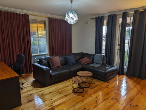Spacious, Modern & Stylish Vacation Home - Accommodation Sunshine Coast 1