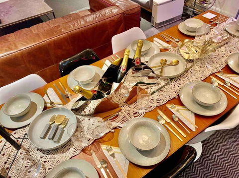 STUNNING TROPICAL OASIS Free Parking - Accommodation Sunshine Coast 3