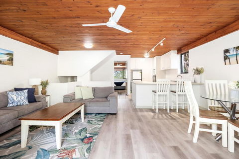 Tea Trees 6 Peaceful Coastal Getaway - Accommodation Sunshine Coast 3