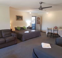 Beachport Motor Inn - Accommodation Sunshine Coast