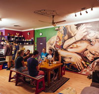 Beachside Backpackers - Accommodation Sunshine Coast