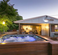 Beachside Cottages - Accommodation Sunshine Coast
