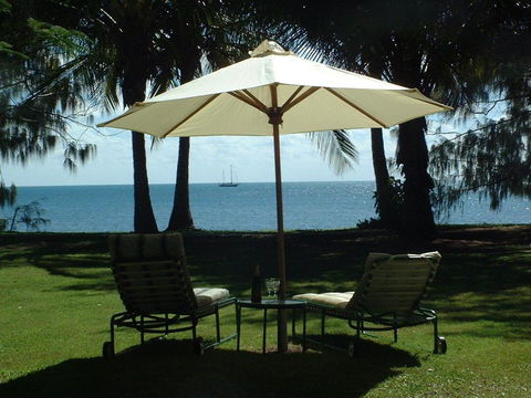 Beachside Holiday Units - Accommodation Sunshine Coast 0