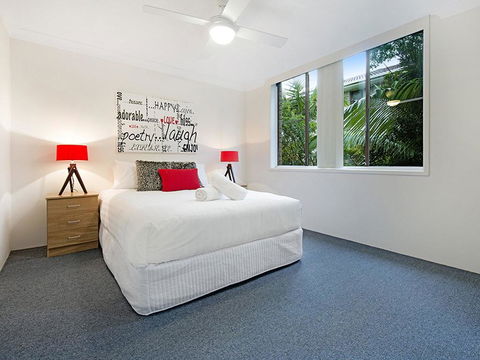 Beachside Unit Near Convention Centre - Accommodation Sunshine Coast 3