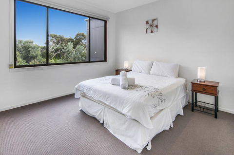 Beachside Vista - Accommodation Sunshine Coast 2