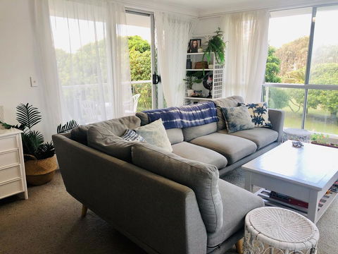 Beachy, Bright, And The Best Location On The GC! - Accommodation Sunshine Coast 3