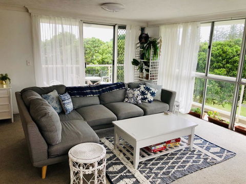 Beachy, Bright, And The Best Location On The GC! - Accommodation Sunshine Coast 2