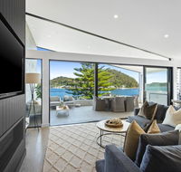 Beauty on Booker Bay - Accommodation Sunshine Coast