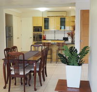 Bed and Breakfast with airport transfers and rental car - Accommodation Sunshine Coast