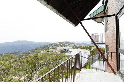 Beehive 14 - Accommodation Sunshine Coast 3