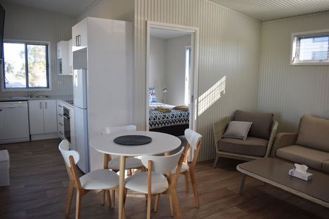 Bega Caravan Park - Accommodation Sunshine Coast 0