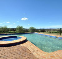 Beggars Bridge Vineyard Homestead w/ pool  wifi  tennis  vineyard - Accommodation Sunshine Coast