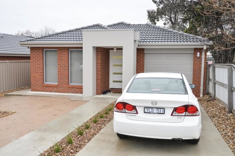 Beischer Apt B - Accommodation Sunshine Coast 3