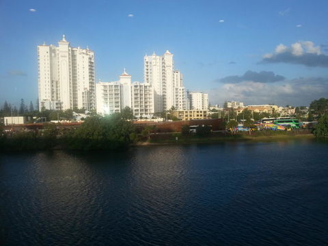 Bel Air Private Condominium - Accommodation Sunshine Coast 1