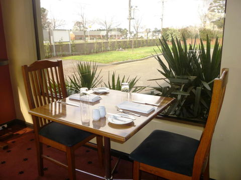 Bell Tower Inn - Accommodation Sunshine Coast 2