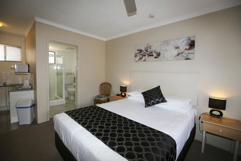 Bella Villa Motor Inn - Accommodation Sunshine Coast 0