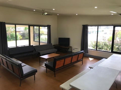 Bellarine Lodge Sleeps 30 - Accommodation Sunshine Coast 1