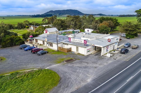 Bellum Hotel - Accommodation Sunshine Coast 0