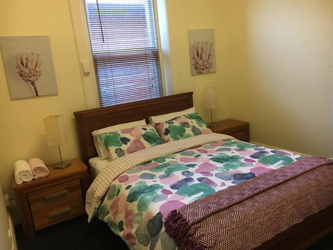 BELMONT 11 Bedroom Home In The Heart Of Victor Harbor - Accommodation Sunshine Coast 3