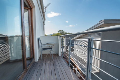 Beloka Close - Modern, Spacious, And Pet Friendly Accommodation - Accommodation Sunshine Coast 3