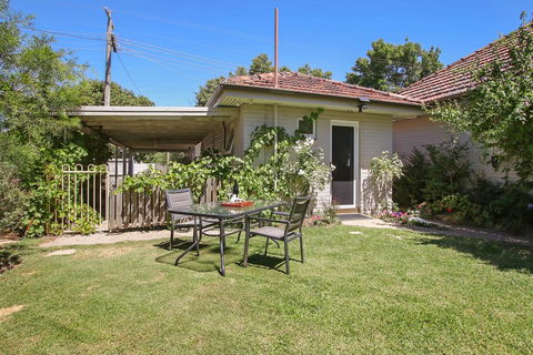 Benson House & Benson Lodge - Accommodation Sunshine Coast 3