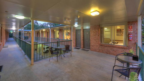 Bent Street Motor Inn - Accommodation Sunshine Coast 1