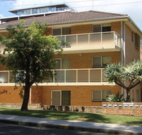 Bentley 3 - North Street - Accommodation Sunshine Coast