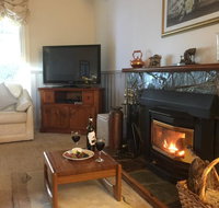 Bessie's Cottage - Accommodation Sunshine Coast