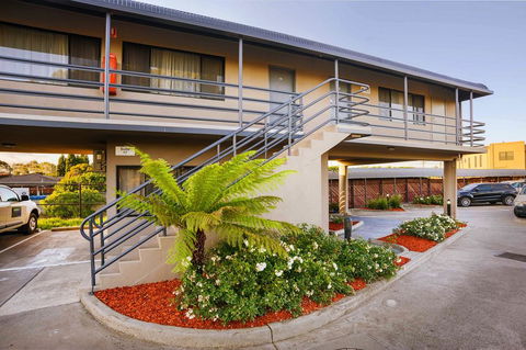 Best Western Mahoneys Motor Inn - Accommodation Sunshine Coast 3