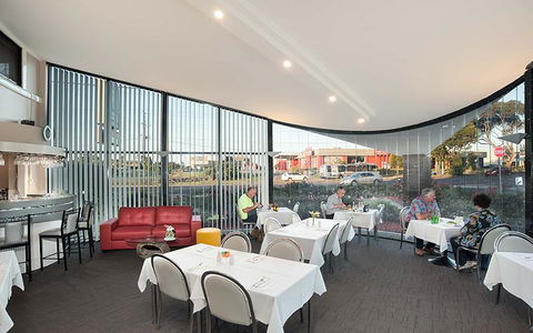 Best Western Mahoneys Motor Inn - Accommodation Sunshine Coast 1