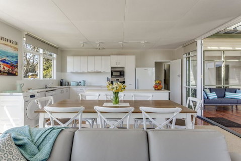BETHANY BAY - MOUNT MARTHA - Accommodation Sunshine Coast 2