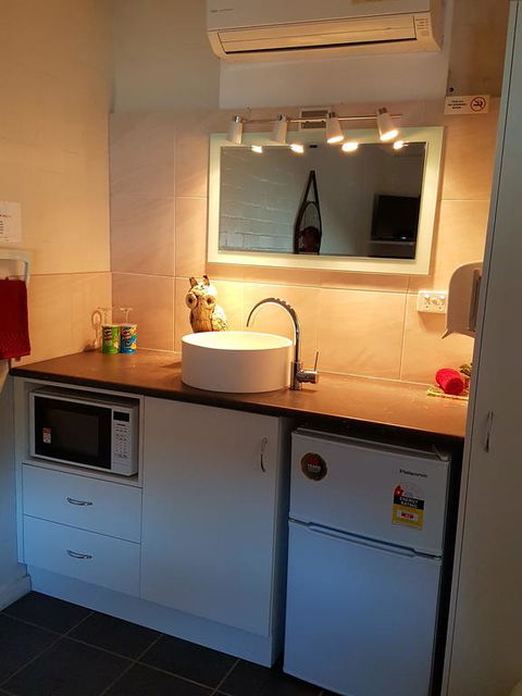 Bidgee Motor Inn - Accommodation Sunshine Coast 3