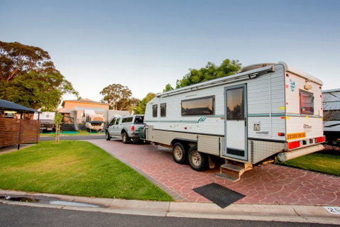 BIG4 Melbourne Holiday Park - Accommodation Sunshine Coast 2