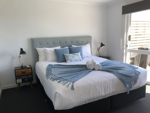 BINALONG BRAE @ Bay Of Fires Two Bedroom Both With Ensuites - Accommodation Sunshine Coast 0