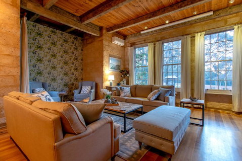Birdwood Estate - Accommodation Sunshine Coast 0