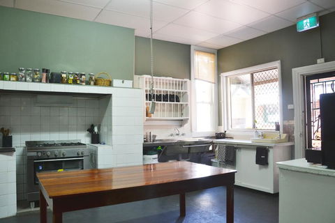 Black Diamond Lodge - Accommodation Sunshine Coast 1