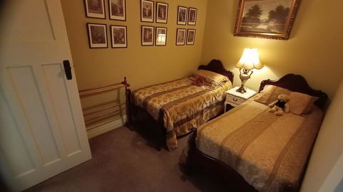 Blakes Manor Self Contained Heritage Accommodation - Accommodation Sunshine Coast 0