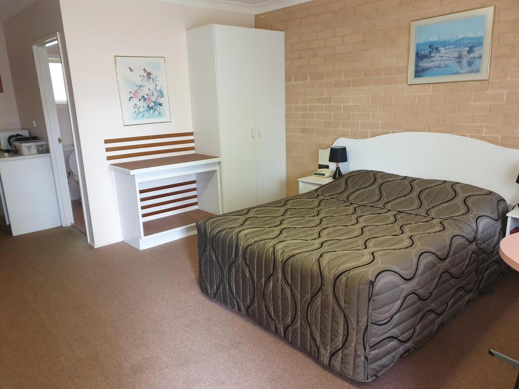 Neville NSW Accommodation Sunshine Coast