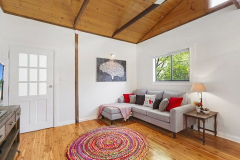 BLUE APPLE LODGE - Accommodation Sunshine Coast 2