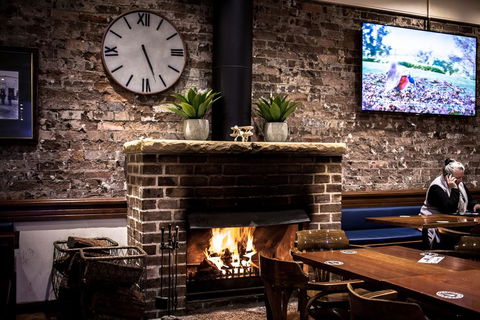 Blue Gum Hotel - Accommodation Sunshine Coast 1