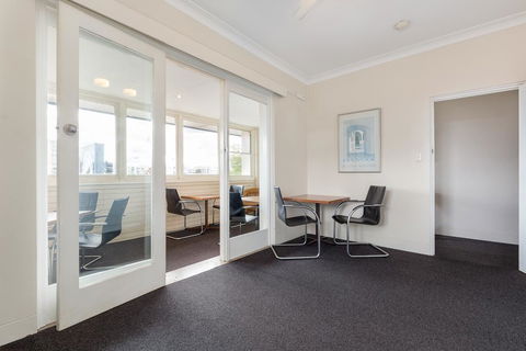 Blue Gum Hotel - Accommodation Sunshine Coast 3
