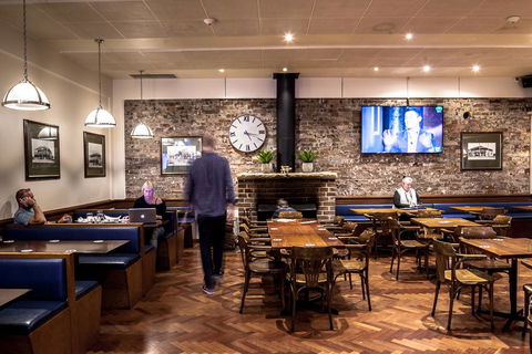 Blue Gum Hotel - Accommodation Sunshine Coast 2
