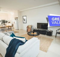 Blue Gum on First Ave - CBD Fringe WiFi Netflix - Accommodation Sunshine Coast