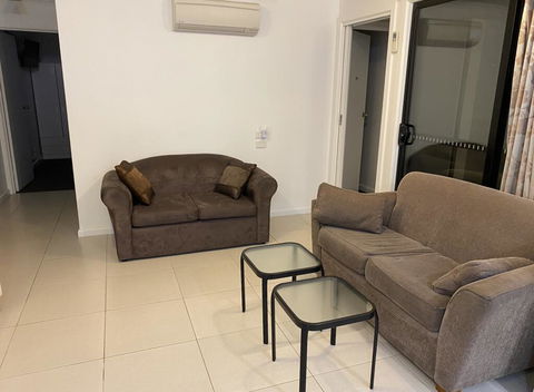 Blue Manor On Fairway - Accommodation Sunshine Coast 3