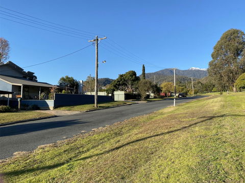 Blue Manor On Fairway - Accommodation Sunshine Coast 1