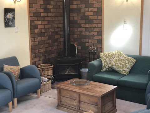 Blue Range Cottage - Accommodation Sunshine Coast 3